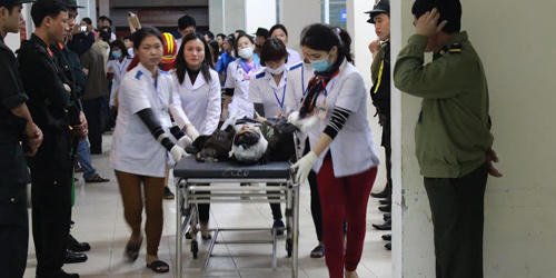 Trắng đêm cứu nạn công nhân vụ sập giàn giáo ở Vũng Áng