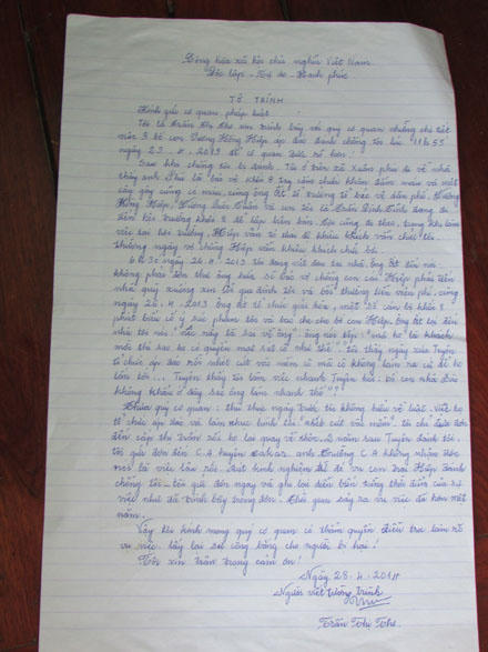 Người bị nhét chất thải vào miệng 12 năm uất ức kiện đòi công lý