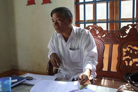 Xác chết đứng dưới hố nước nghi bị “ma dắt“?