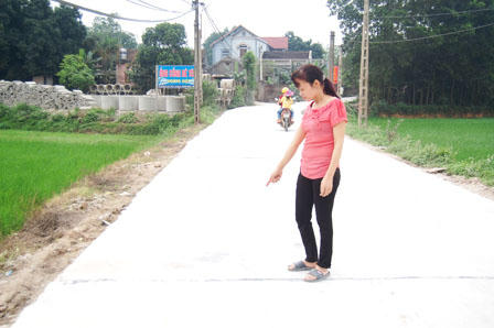  10 phút giành giật với kẻ ôm người yêu nổ mìn