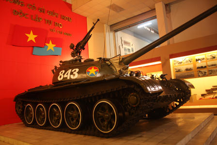 Bí mật mới công bố về chiếc xe tăng “nhường đường” trước cổng Dinh Độc Lập