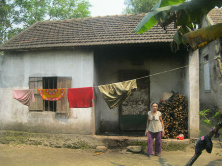 Kỳ lạ: Ba phụ nữ đơn thân “xây ốc đảo” sống biệt lập