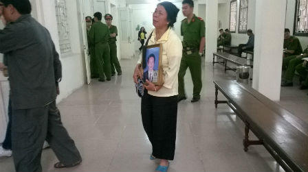 “Luật rừng” kinh hoàng của xe khách đường dài