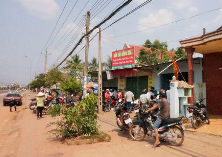 Tóm gọn“ổ nhền nhện” gài bẫy đàn ông để cướp tiền