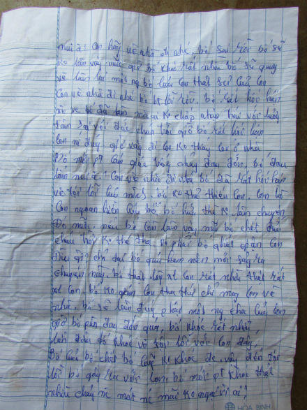 Lỡ 1 lần “chiếu cố”, bé gái thành nô lệ tình dục của bố dượng