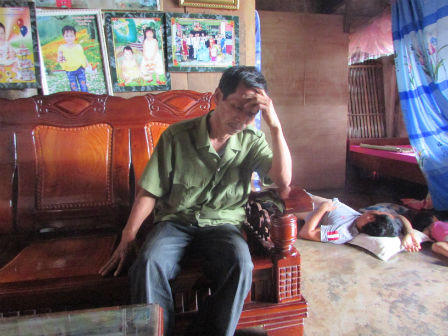 Thi thể thối rữa trong vườn cao su: Án mạng hay tự sát?