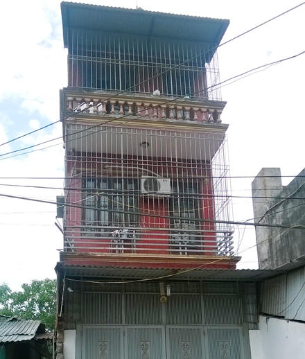 Con nghiện truy sát mẹ, “ám sát” công an