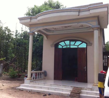 Mất mạng vì tranh cãi... giới tính hai con bò húc 