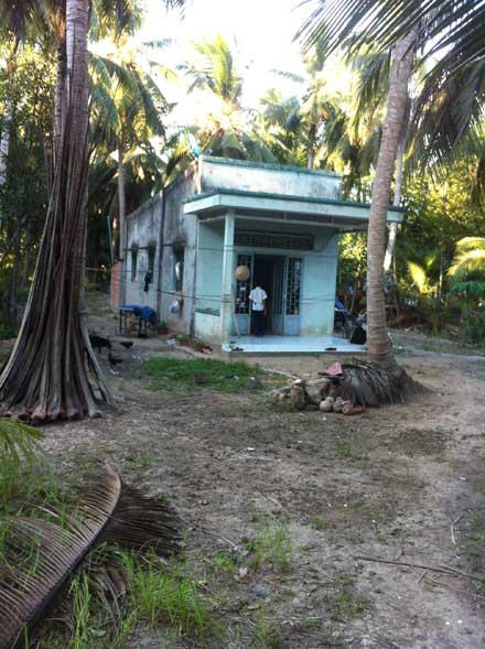 Hố đất định mệnh trong đời kẻ móc mắt, phi tang xác bạn tình