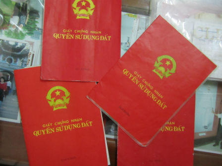 Dự án “kỳ quặc” quy hoạch đất “bẩn” bán cho dân