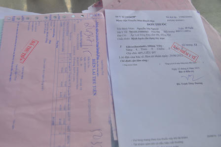 Mẹ góa "ôm" hai con dựng lều chờ chết 