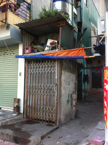 Kiện tụng ỏm tỏi quanh những túp lều tiền tỉ (P2)