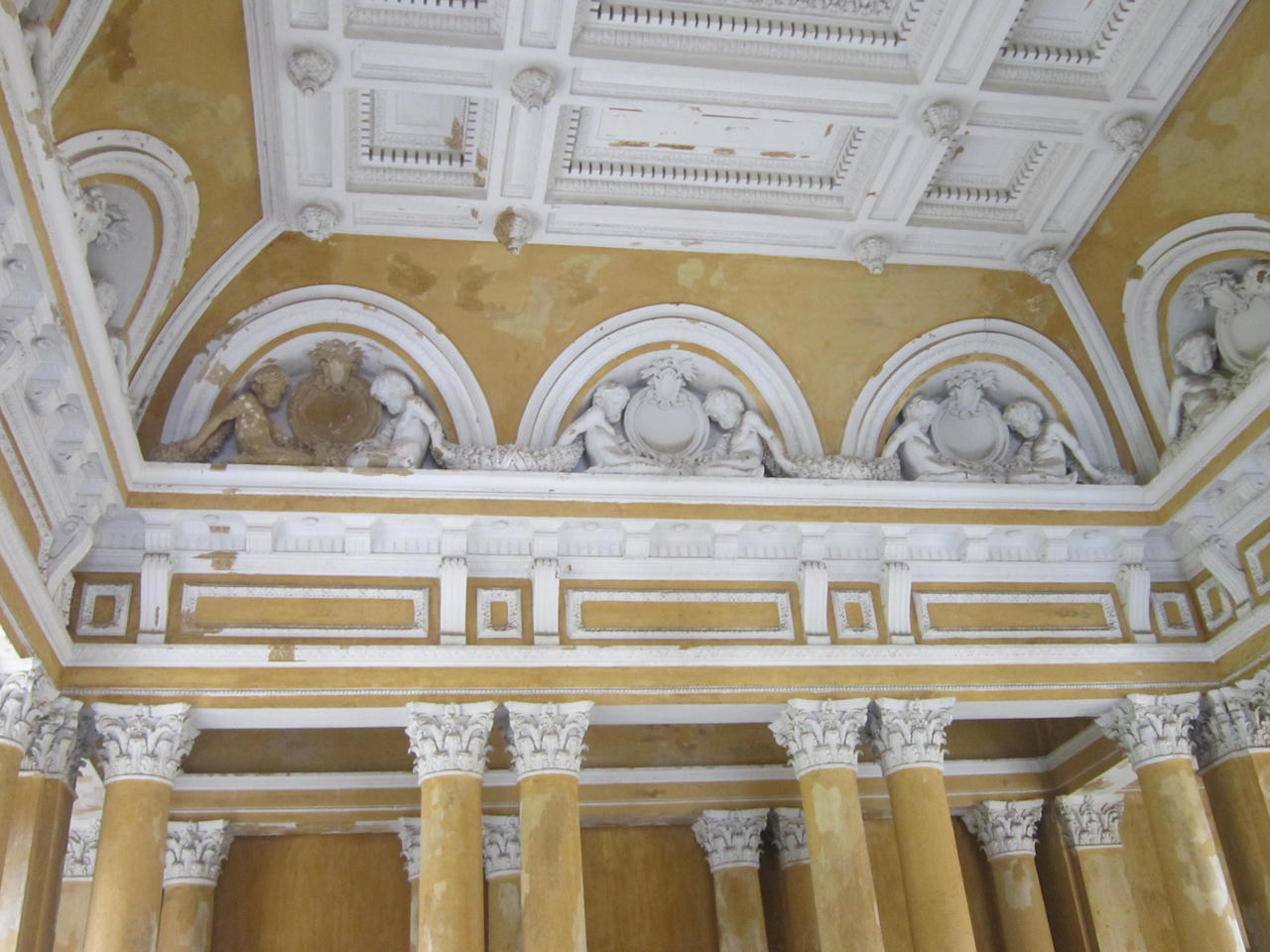 Kiến trúc kỳ lạ bên trong trụ sở TAND Tp. HCM