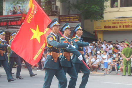 Hà Nội rực cờ, hoa mừng đoàn diễu binh, diễu hành 70 năm ngày Quốc khánh