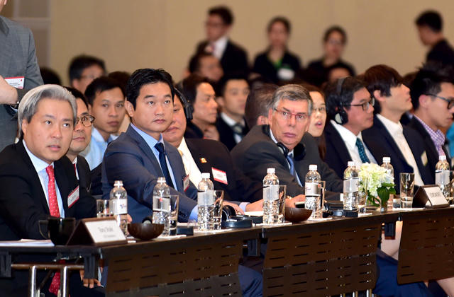 Thủ tướng dự Diễn đàn Đầu tư toàn cầu Việt Nam