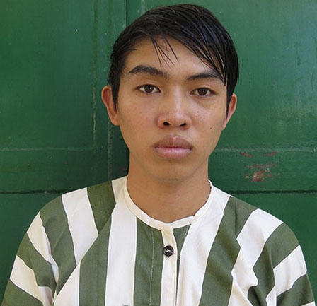 Nữ nhân viên NH lập mưu bắt vị khách gạ “một tuần quan hệ tình dục“