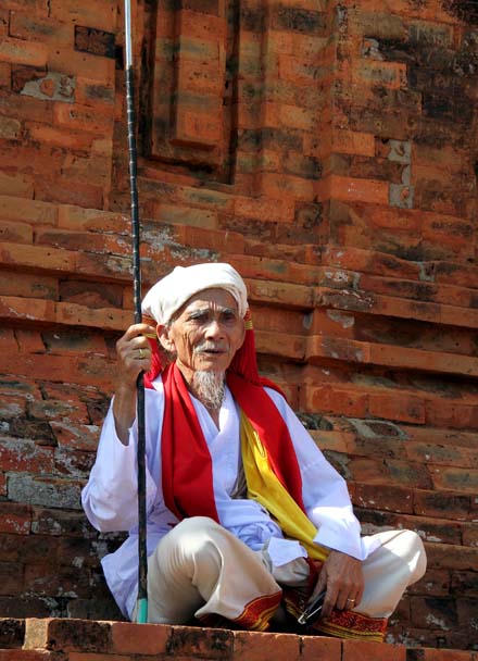 Họa tiết trên một bảo vật quốc gia gây tranh cãi hàng trăm năm