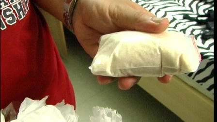 Người cha nhẫn tâm “dạy” con gái 12 tuổi thành "chân rết" ma túy