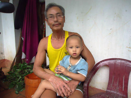 Thai phụ tự thiêu để “dạy” chồng