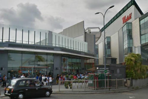 Oral sex ở trung tâm mua sắm, hai vợ chồng hầu tòa