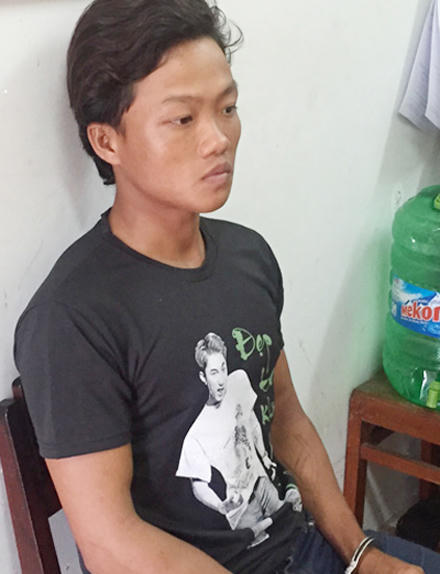 Kẻ cướp nổi máu tà dâm với thi thể bà lão