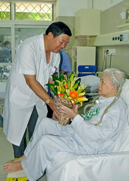 Những ca mổ giành sự sống hy hữu trong năm