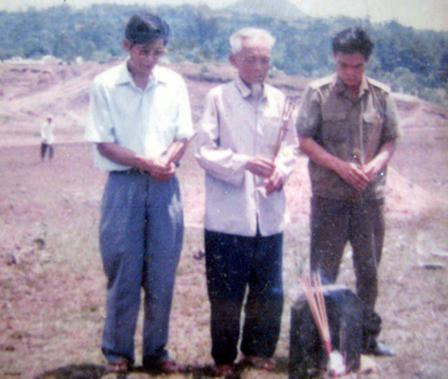 Xương máu đồng đội, không dính dáng đến tiền