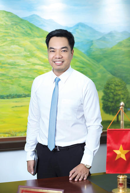 Doanh nhân &Pháp luật - Người bạn đồng hành của các doanh nhân