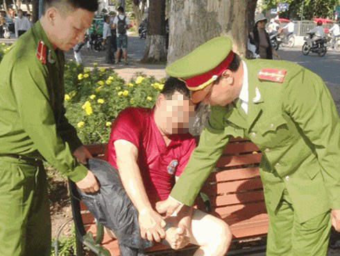 Tháp Rùa Hồ Gươm và những câu chuyện lạ