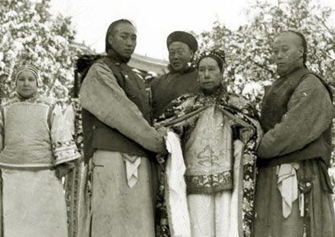 Khám phá bài thuốc sắc đẹp của Từ Hi Thái Hậu