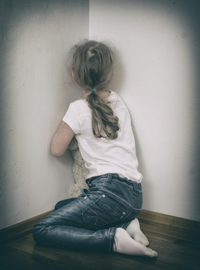 Kẻ dâm ô trẻ em vừa ra tù lại làm chuyện động trời với con gái