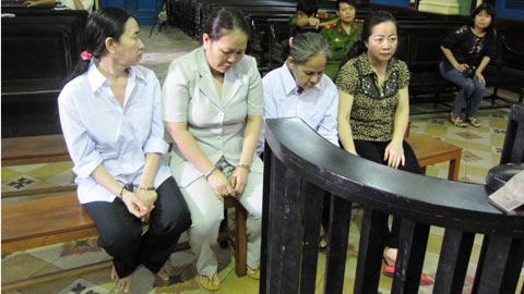 Hám tình một đêm với ‘chân dài’, đại gia ngậm đắng