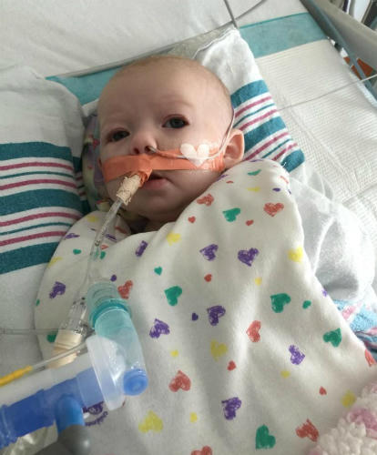 Không rửa tay, người bố suýt mất con vì căn bệnh chết người