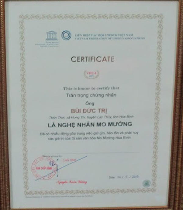 Thầy mo xứ Mường vén màn thực hư “bùa yêu”