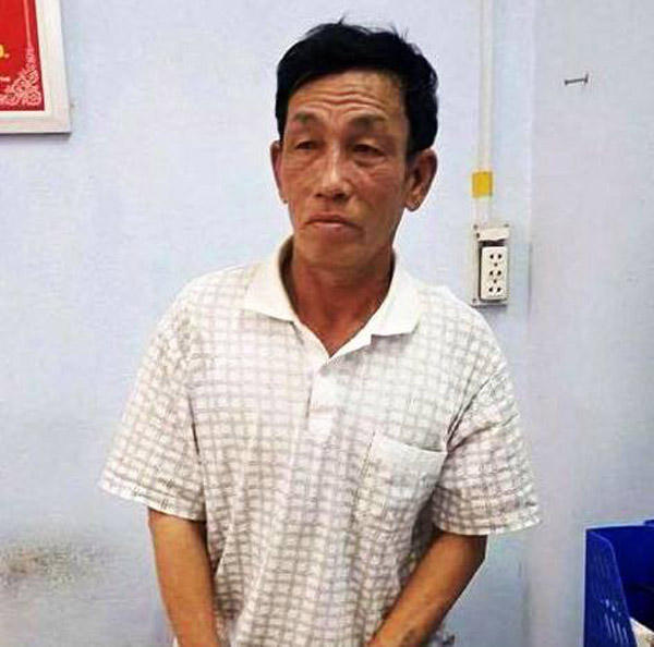 Tên trộm đội mũ lông chuyên đột nhập nhà người già đơn thân 