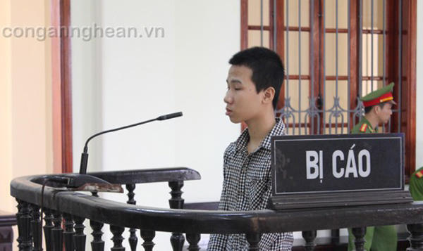 Thiếu niên 15 tuổi giết bạn chăn trâu