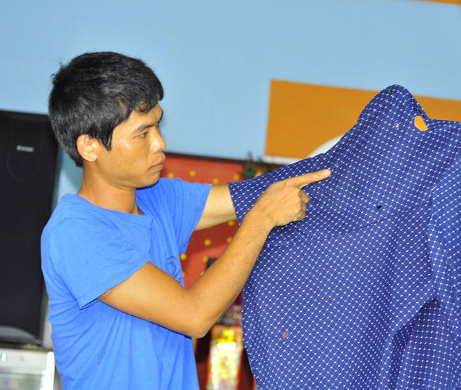 Công an “xả” nguyên băng đạn vào người đánh vợ