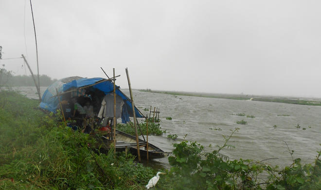 Kiện đòi được làm… hộ nghèo