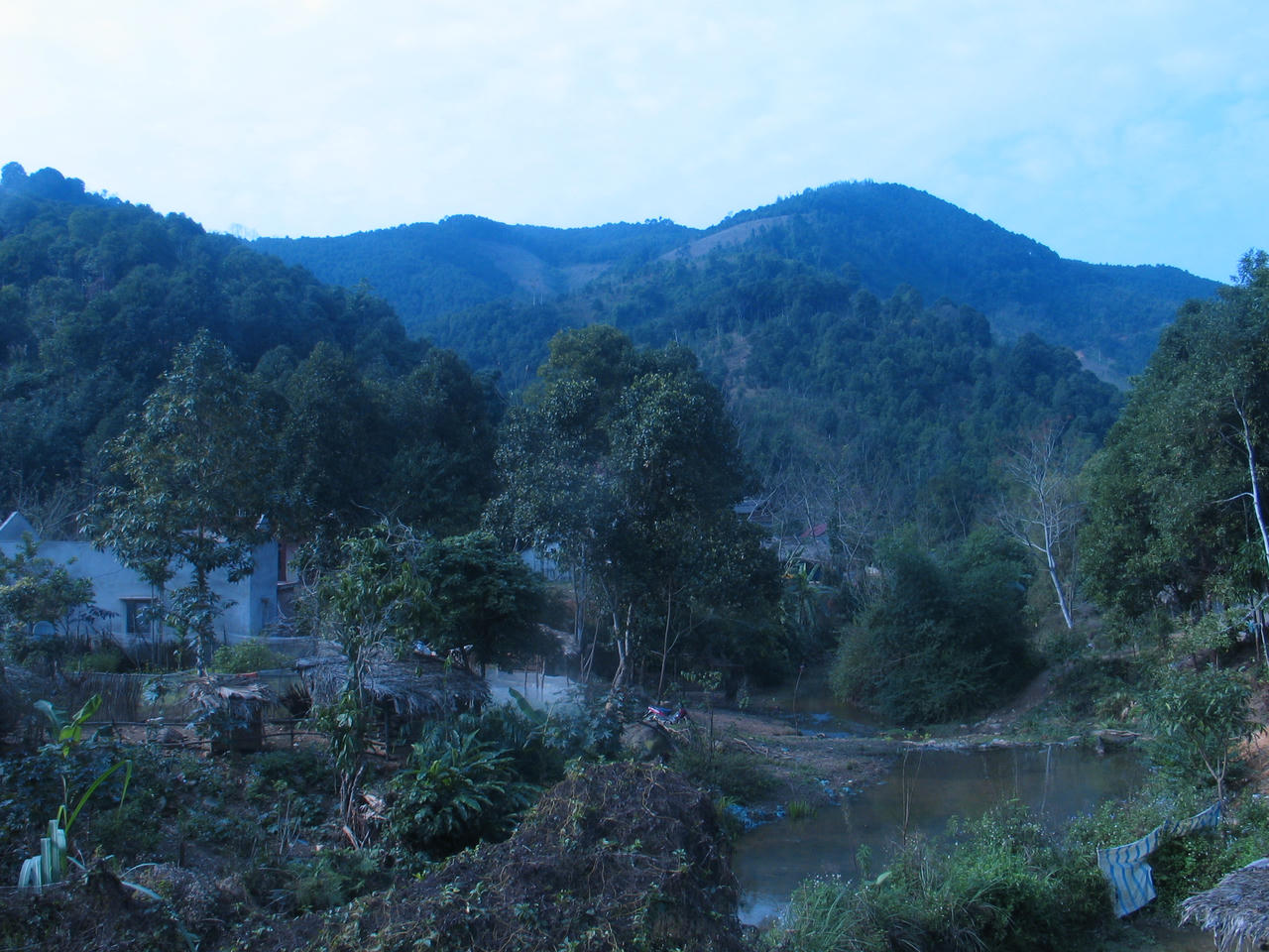 Khám phá bùa yêu 'làm mưa làm gió' bản người Dao Yên Bái