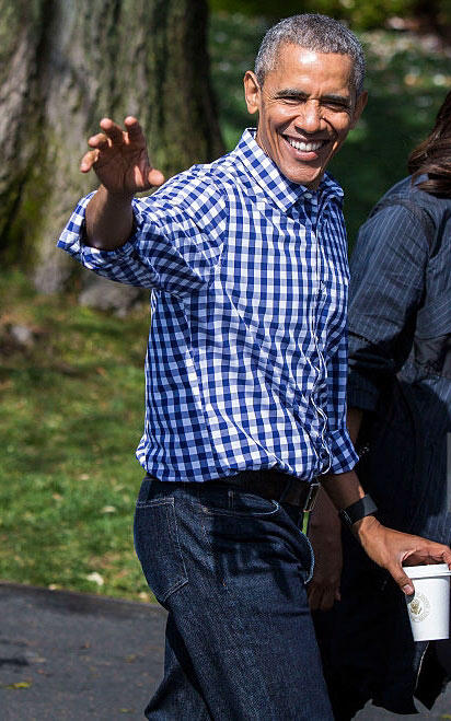Ngắm thời trang xuống phố trẻ trung, đẹp mắt của Tổng thống Obama