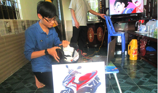 Mũ bảo hiểm “thông minh” ngăn người say lái xe