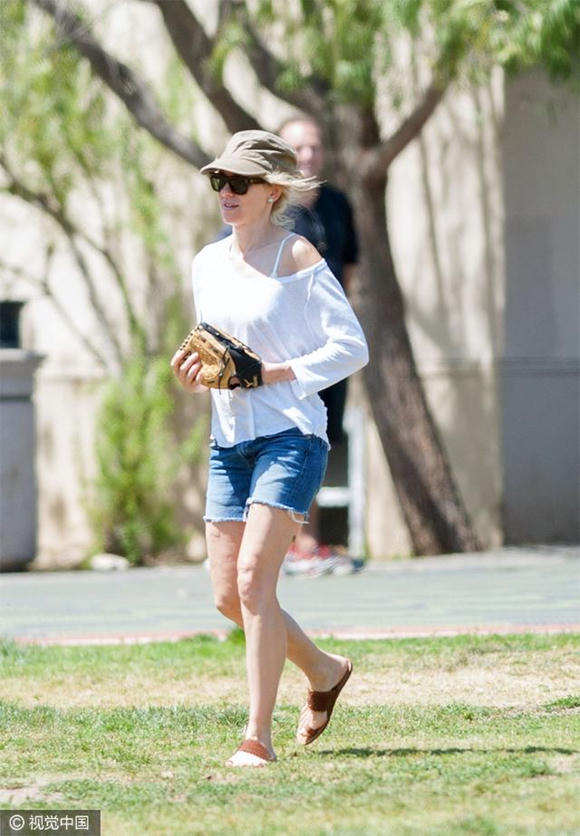 cách mặc đẹp với quần short 0