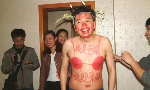 tro-dua-dem-dong-phong-khien-nhieu-chu-re-so-xanh-mat