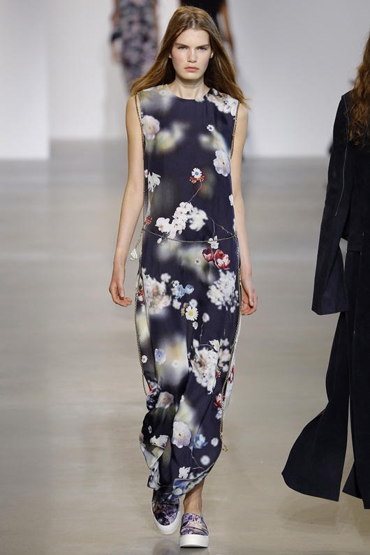 Phong cách 'gái hư' được lăng xê suốt năm 2016