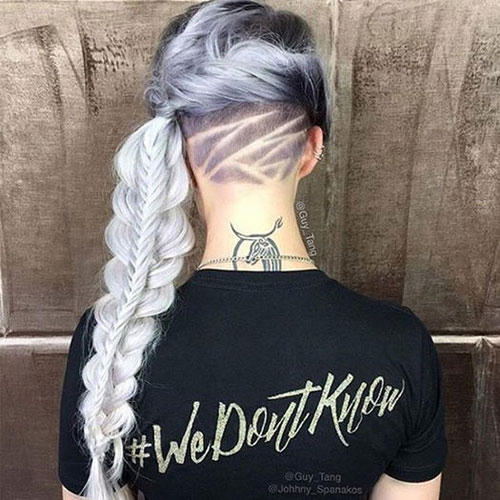 'Hết hồn' với mốt cạo tóc gáy làm đẹp của phái nữ 0