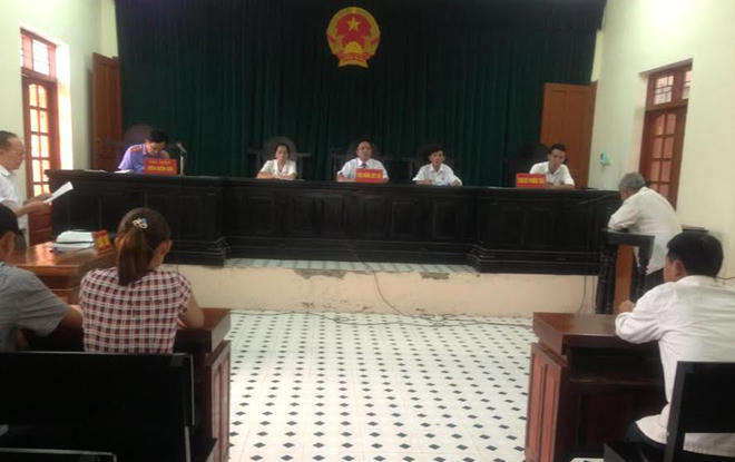 Cụ ông ‘dâm dê’ với cháu bé đáng tuổi chắt