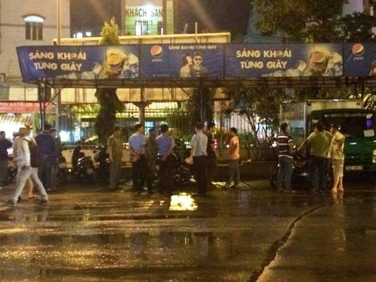  Hiện trường vụ nổ súng náo loạn Bến xe Miền Đông 