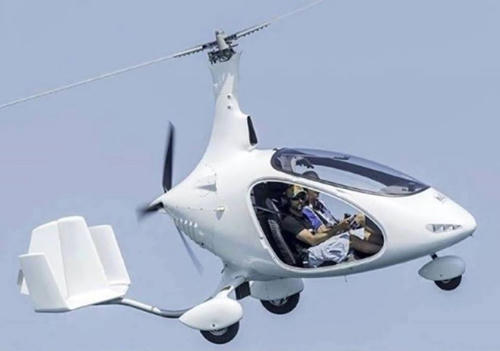 Thú vui chơi xa xỉ của Thái tử đẹp trai nhất Dubai