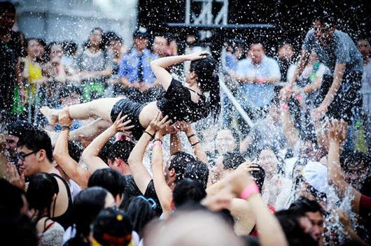 Giới trẻ Sài Gòn háo hức chờ đợi Rubik Zoo  