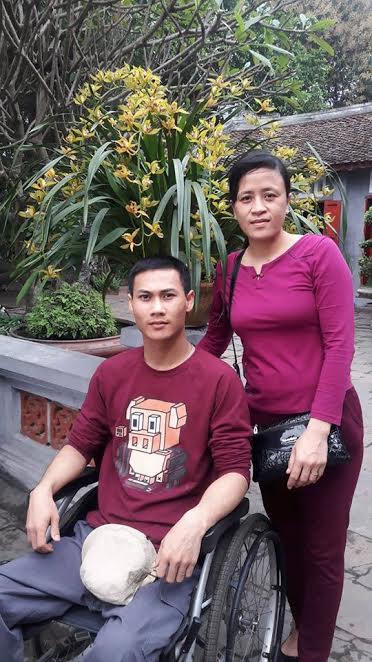 Tình yêu khó tin nhưng có thật của chàng trai tật nguyền